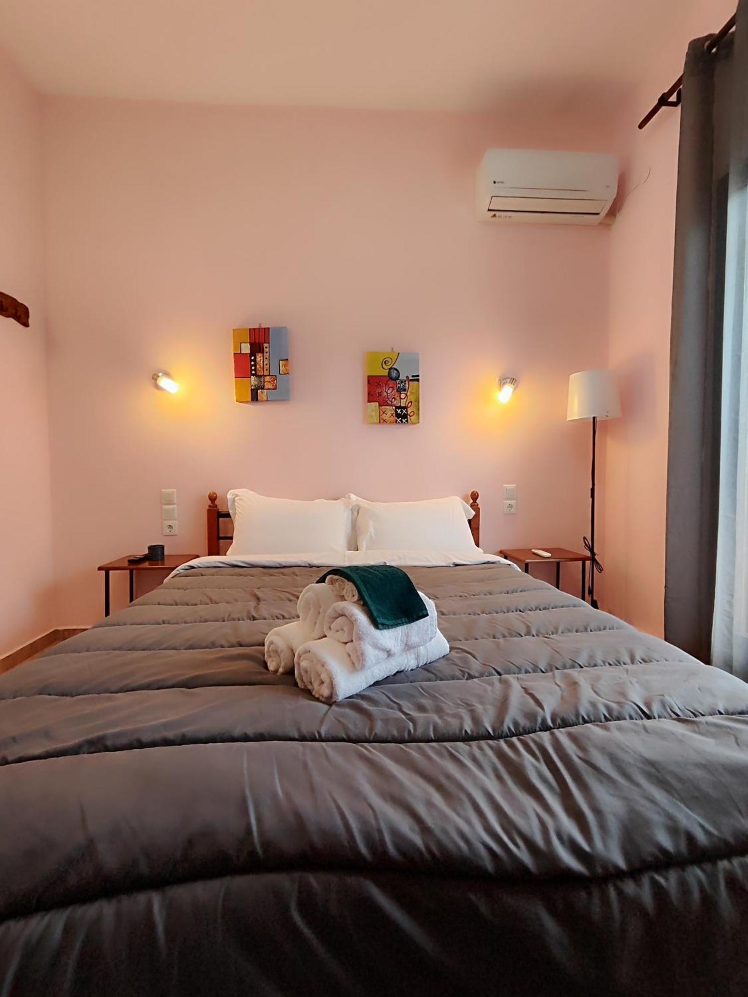 Poseidon Rooms Kala Nera Eksteriør billede